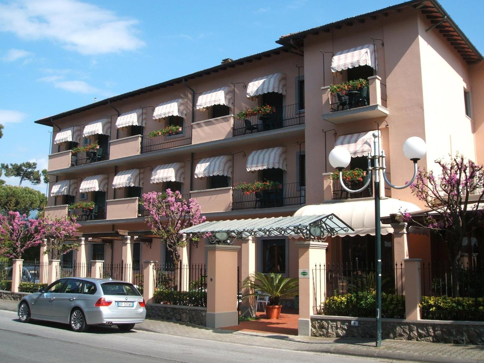 Hotel Astor Victoria Forte dei Marmi Dış mekan fotoğraf