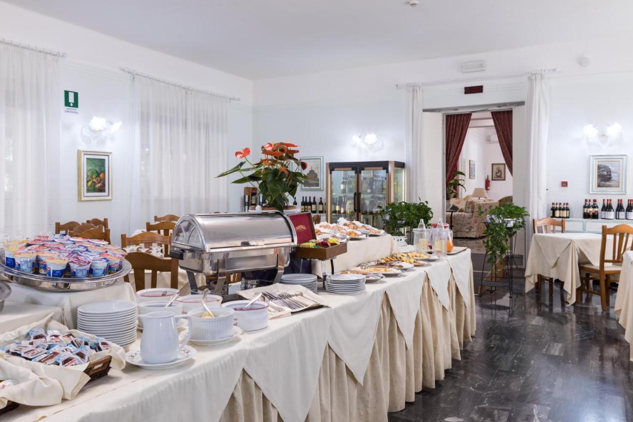 Hotel Astor Victoria Forte dei Marmi Dış mekan fotoğraf